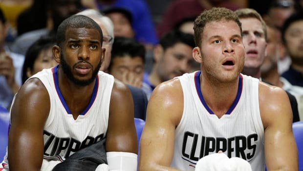 chris_paul_blake_bench_.jpg